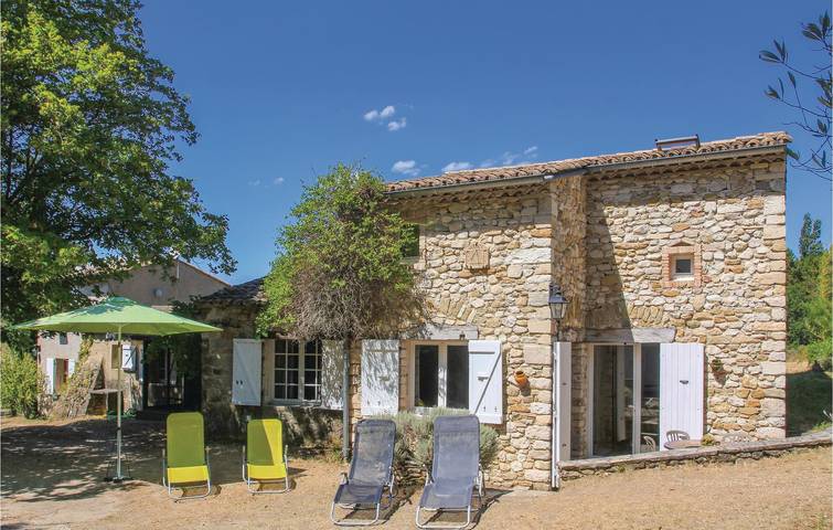 Location de vacances pour 10 personnes à Eyzahut