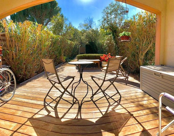 Chambre d’hôte pour 2 personnes, avec vue et balcon ainsi que jardin et piscine à Cogolin - 4