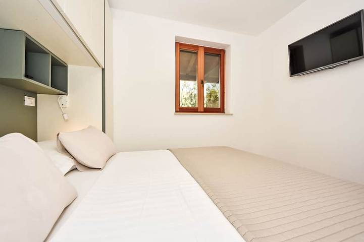 Malu Sun II in Brodarica, Šibenik-Knin