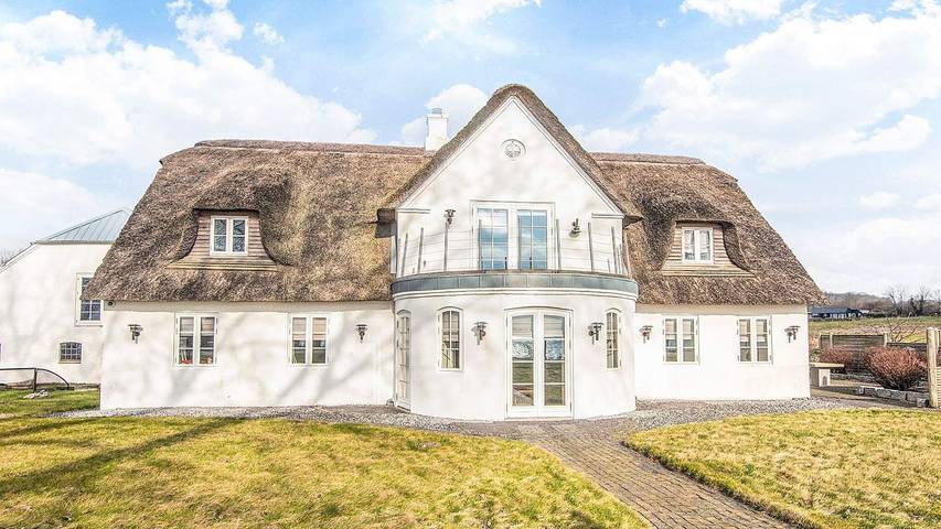 Ferienhaus für 7 Personen, mit Garten in Skarrev