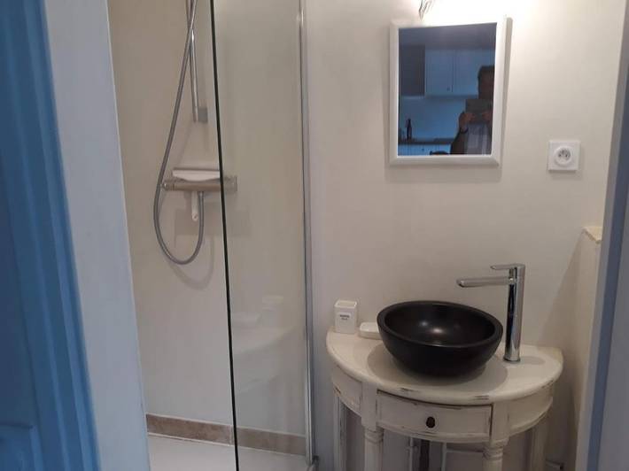 Gîte pour 2 personnes, avec vue et jardin, animaux acceptés à Châteauneuf-de-Gadagne - 3