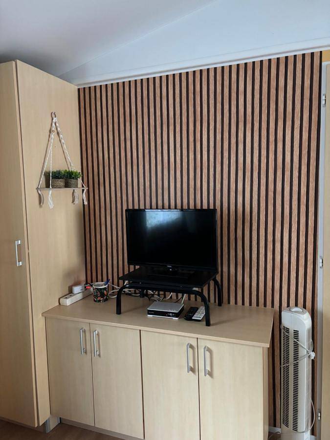 Camping pour 6 personnes, avec terrasse ainsi que jardin et piscine à Meschers-sur-Gironde - 3