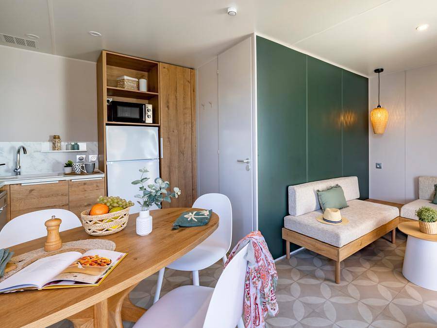Camping Sandaya Le Kérou - Mobilhome 4 personnes - Cottage Privilège Tv Lv - 2 chambres - 4 personnes in Clohars-Carnoët, Côte de Cornouaille