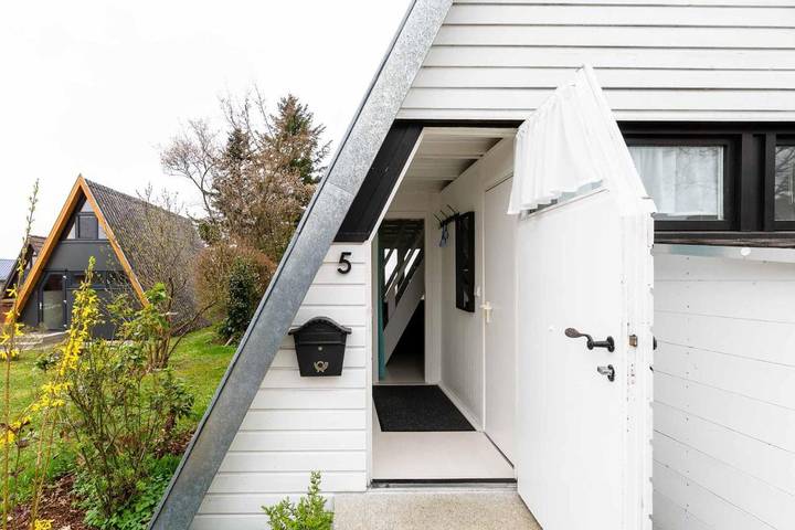 Ferienhaus für 4 Personen, mit Garten und Seeblick sowie Terrasse in Obersee (Bodensee) - 2