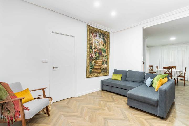 Holiday rental for 6 people, with balcony in Valencia