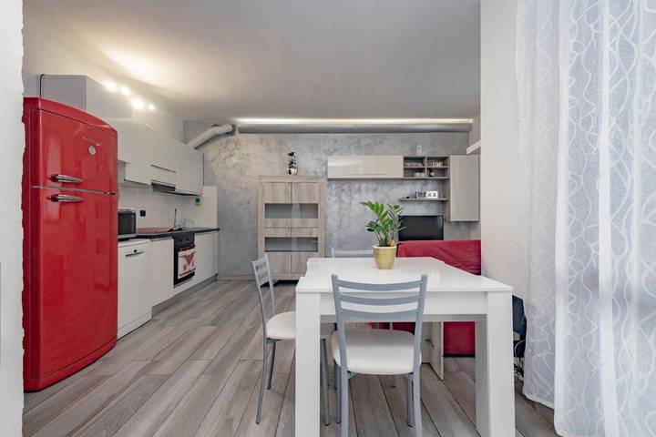 Appartamento per 5 persone, con Balcone e Terrazza nonché Panorama a Senago