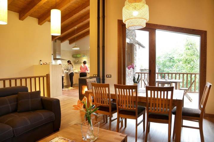 Albergue para 9 personas, con vistas y jardín en Alto Urgel - 4