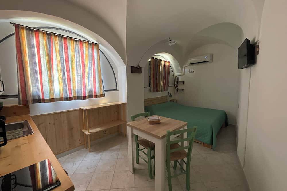 Appartement entier, Appartement à 100 mètres de l’édicule “La Bollente” in Acqui Terme, Province d'Alexandrie