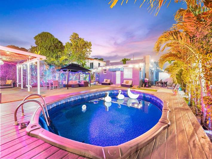 Villa voor 21 personen, with whirlpool and zwembad as well as terras, met huisdier in Miami
