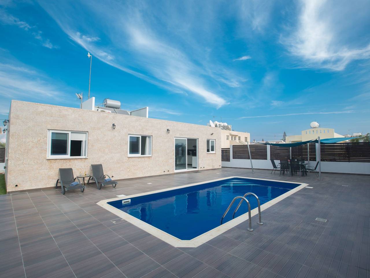 3-Schlafzimmer-Villa in Protaras Zentrum mit Pool in Protaras, Südzypern