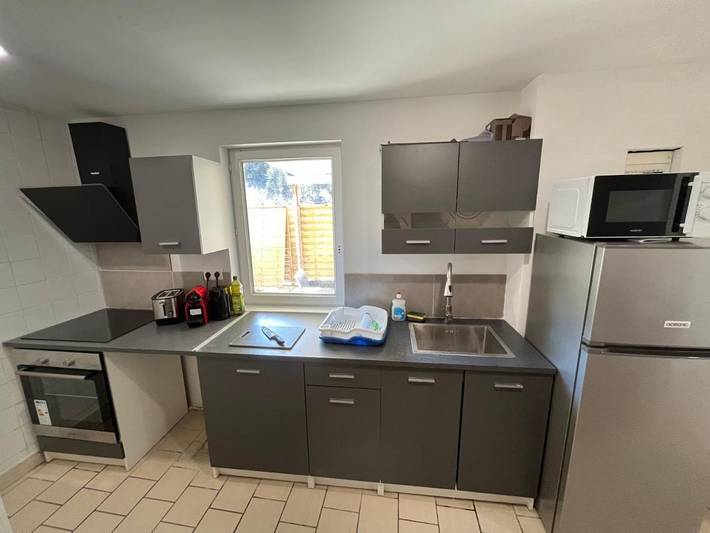 Gîte pour 2 personnes, avec terrasse à Château-l'Évêque - 2