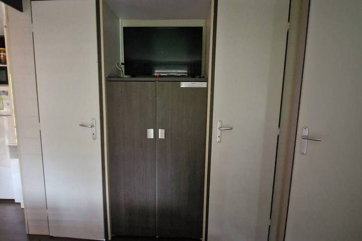 Mobil-home équipé pour 5 pers. à Laruns, vallée d'Ossau au pied des Pyrénées in Laruns, Béarn