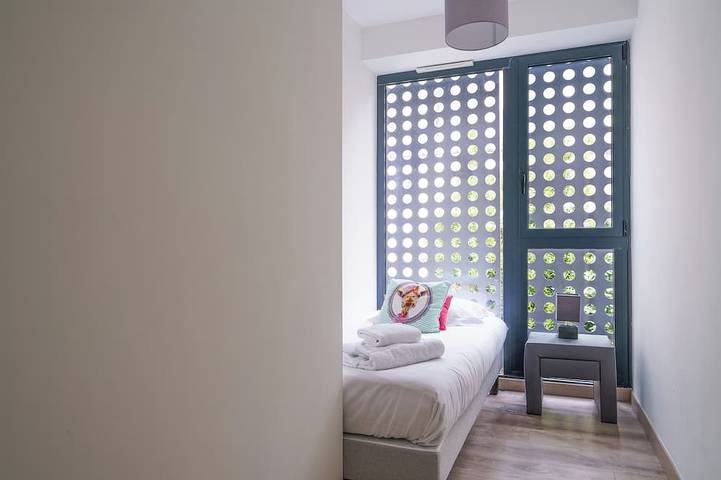 Architect-designed house in Tours center garden terrace, A/C, parking in Tours, Tours und Umgebung