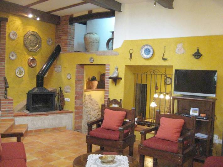 Casa rural para 16 personas, con jardín y vistas, Se admiten mascotas en Alto Campo - 4