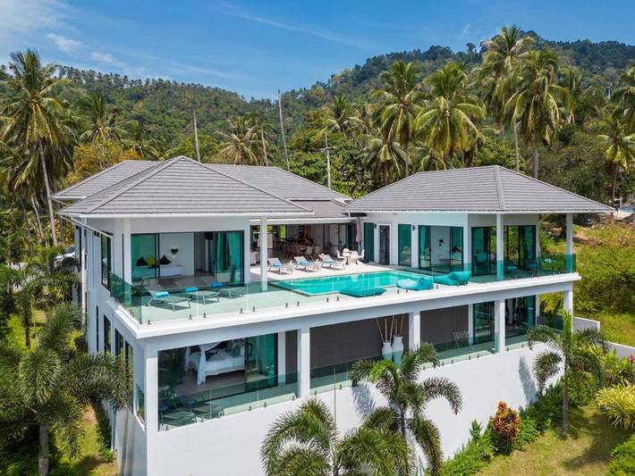 Villa pour 12 personnes, avec vue ainsi que jardin et piscine - 1