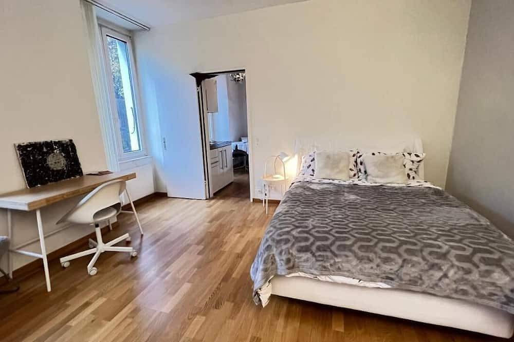 Ganze Wohnung, Ihr eigenes privates Studio-Apartment mit einem schönen Garten in Biel/Bienne, Biel Seeland