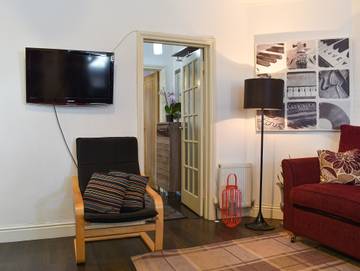 Holiday Home for 4 People in Christchurch, South West England, Photo 1