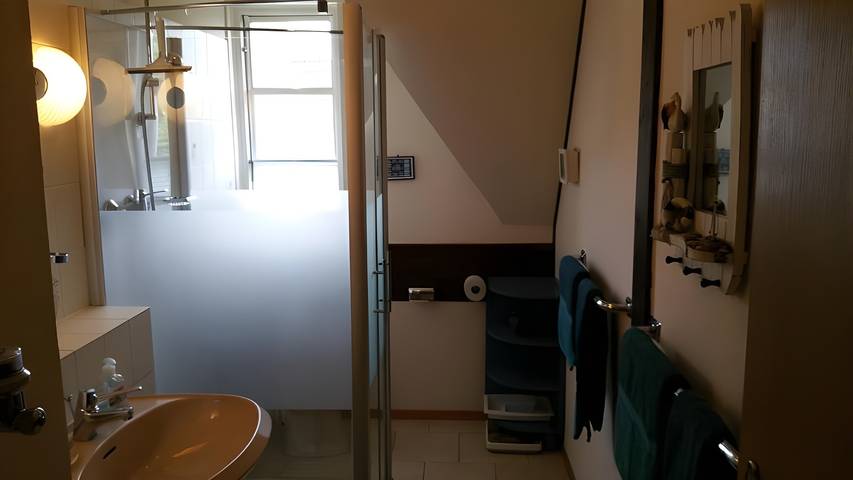 Ganze Wohnung, Ferienwohnung 'Ferienwohnung Inseltied' mit Meerblick, Balkon und Wlan in Nordfriesische Inseln (Schleswig-Holstein) (Schleswig-Holstein), Pellworm