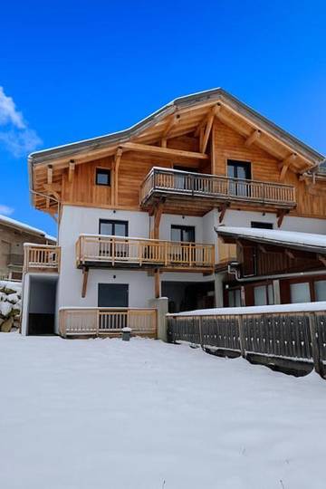 Chambre d’hôte pour 2 personnes, avec balcon ainsi que vue et sauna à Hauteluce
