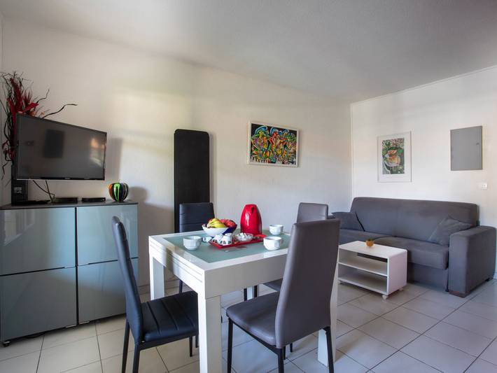 Apartamento entero, La Calmeraie in Villeneuve-Loubet Plage, Villeneuve-Loubet