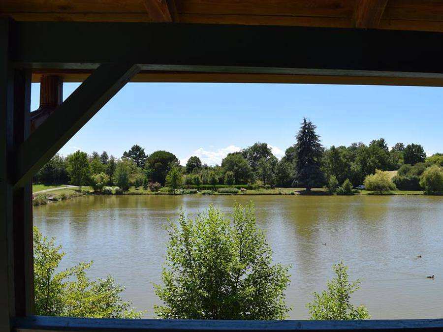 Camping et Village Vacances Le Lac - Chalet 6 personnes - Chalet in Boulogne-sur-Gesse, Haute-Garonne