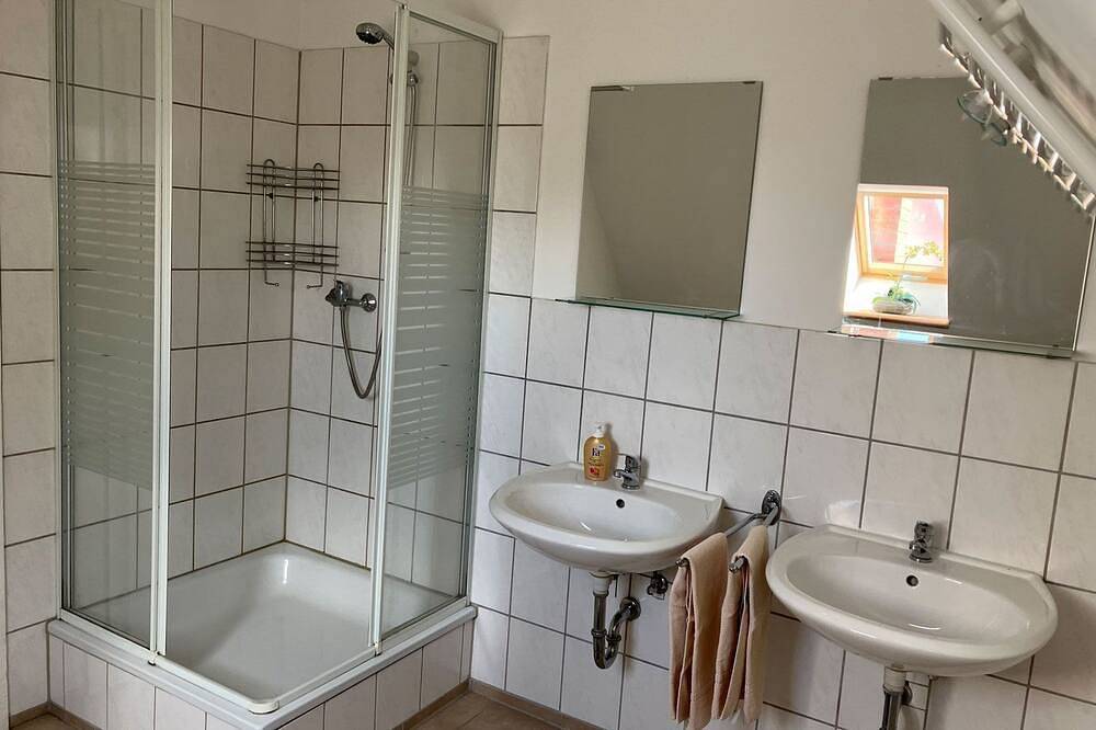 Apartamento entero, El nido del cuervo - Castillo Pütnitz - canoa especial de 4 U (05 Sept-18 de junio) in Ribnitz-Damgarten, Pomerania Occidental