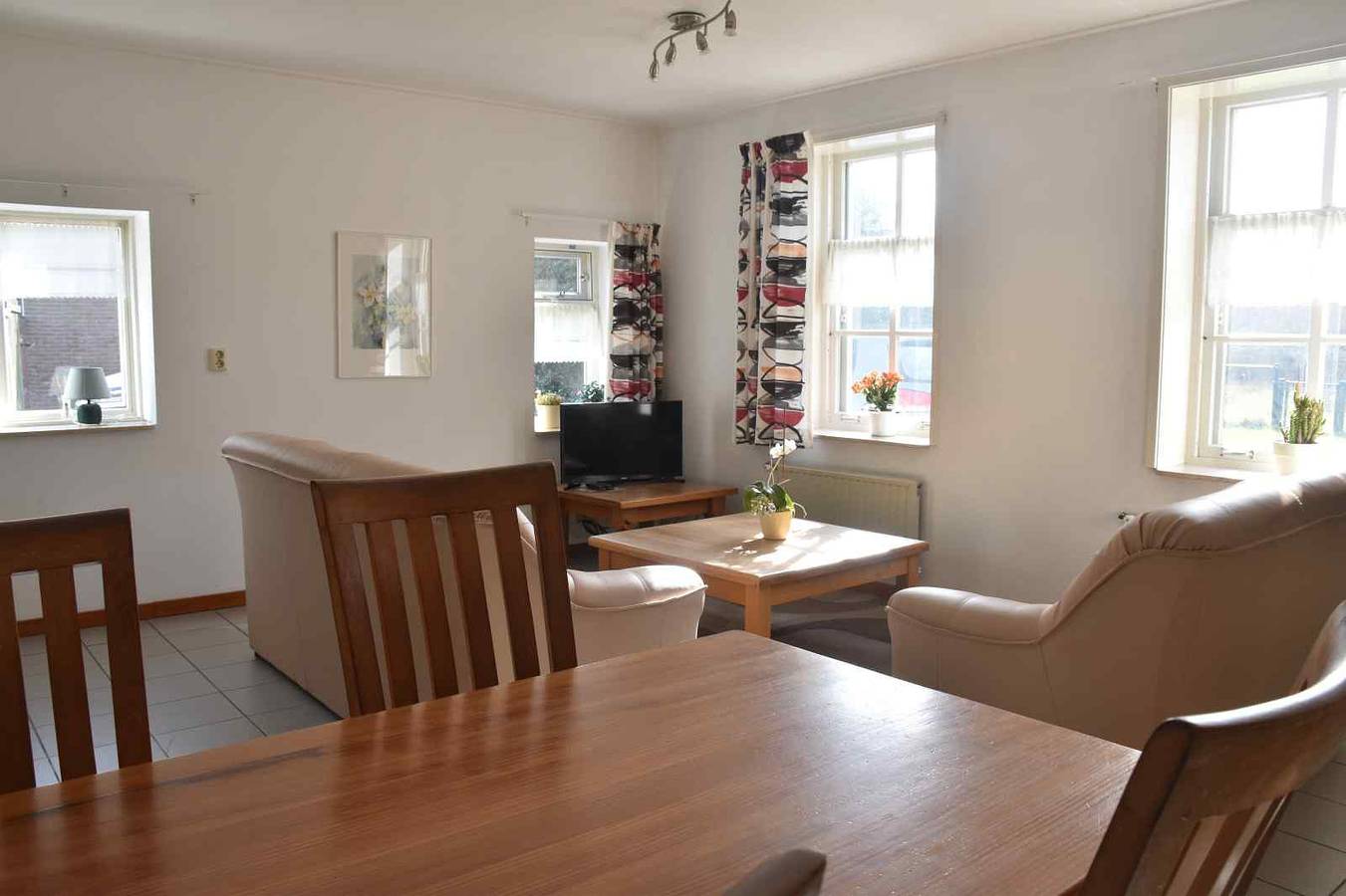 Detached 4-person vacation home overlooking the dunes, near Zoutelande and the beach. in Groot Valkenisse, Biggekerke