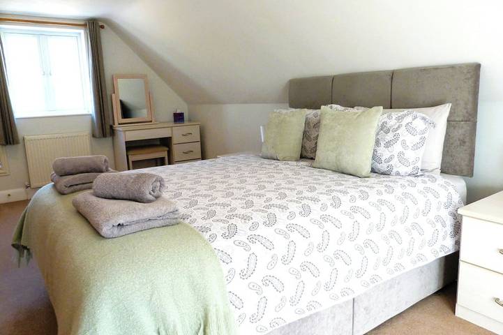 City Haven 10 min walk Cathedral & City + Netflix in Salisbury, Wiltshire