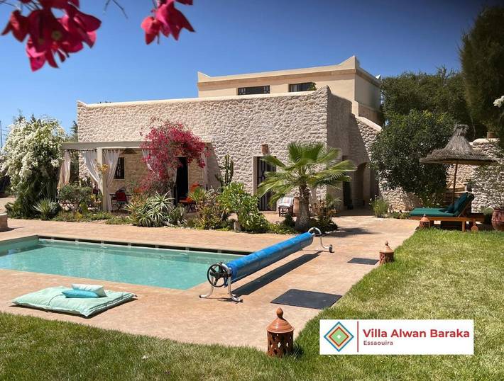 Villa pour 8 personnes, avec jardin et piscine