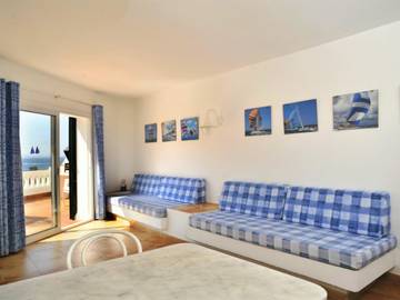 Appartement De Vacances pour 4 Personnes dans Canyelles Petites, Roses, Photo 1