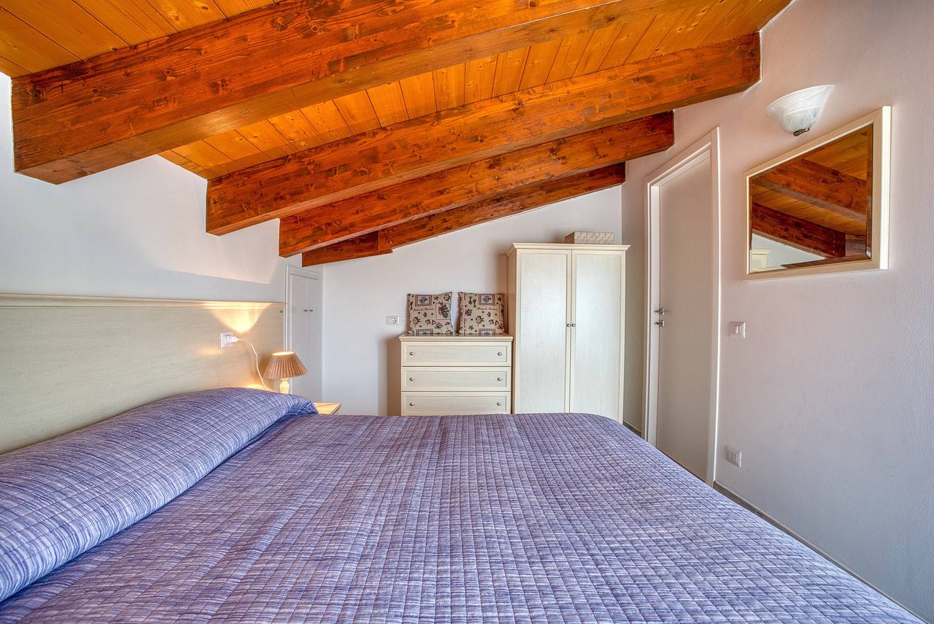 Holiday Home "Le More - Casa Zoe" with Shared Garden & Wi-Fi in Valfabbrica, Perugia Province