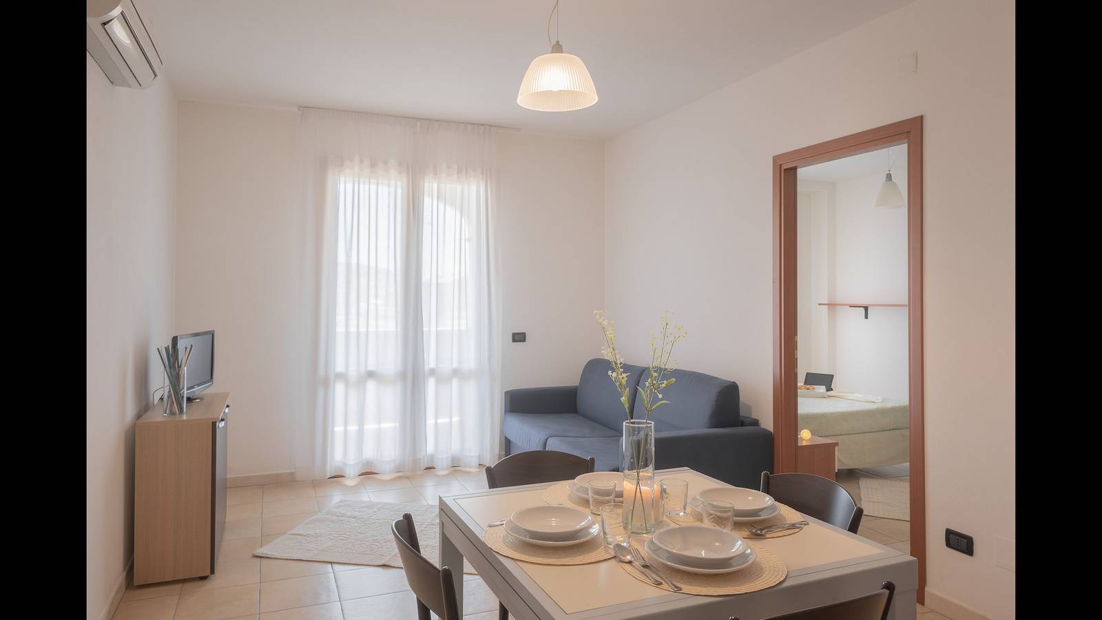 Geheel appartement, Stylish Residence Le Fontane one bedroom apartment sleeps 4 persons no2503 in Crabonaxa/Villasimius, Villasimius