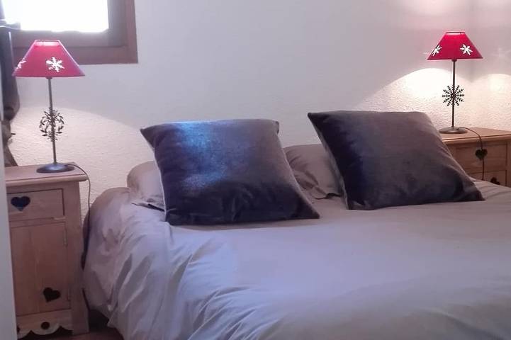Entire apartment, Charming apartment 40 m2 / 4 p classified 3 *** old district Alpe, magnificent view in Huez, Écrins National Park