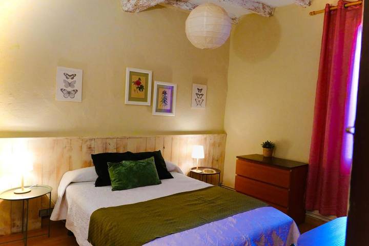 Casa rural para 2 personas, con Jardín en Besalú