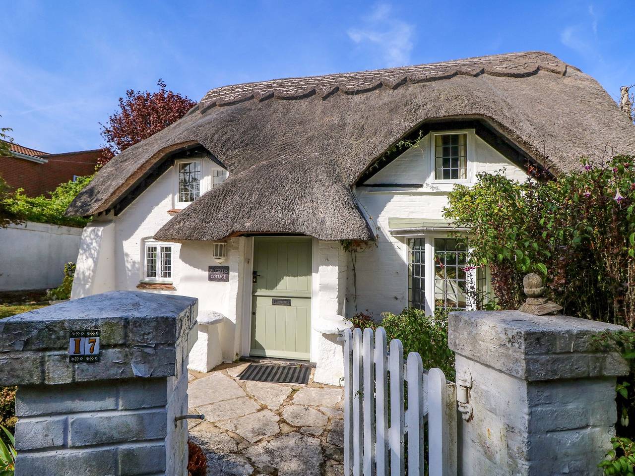 Smugglers Cottage in Barton on Sea, Hampshire
