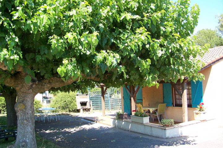 Gîte pour 2 personnes, avec Terrasse et Jardin
