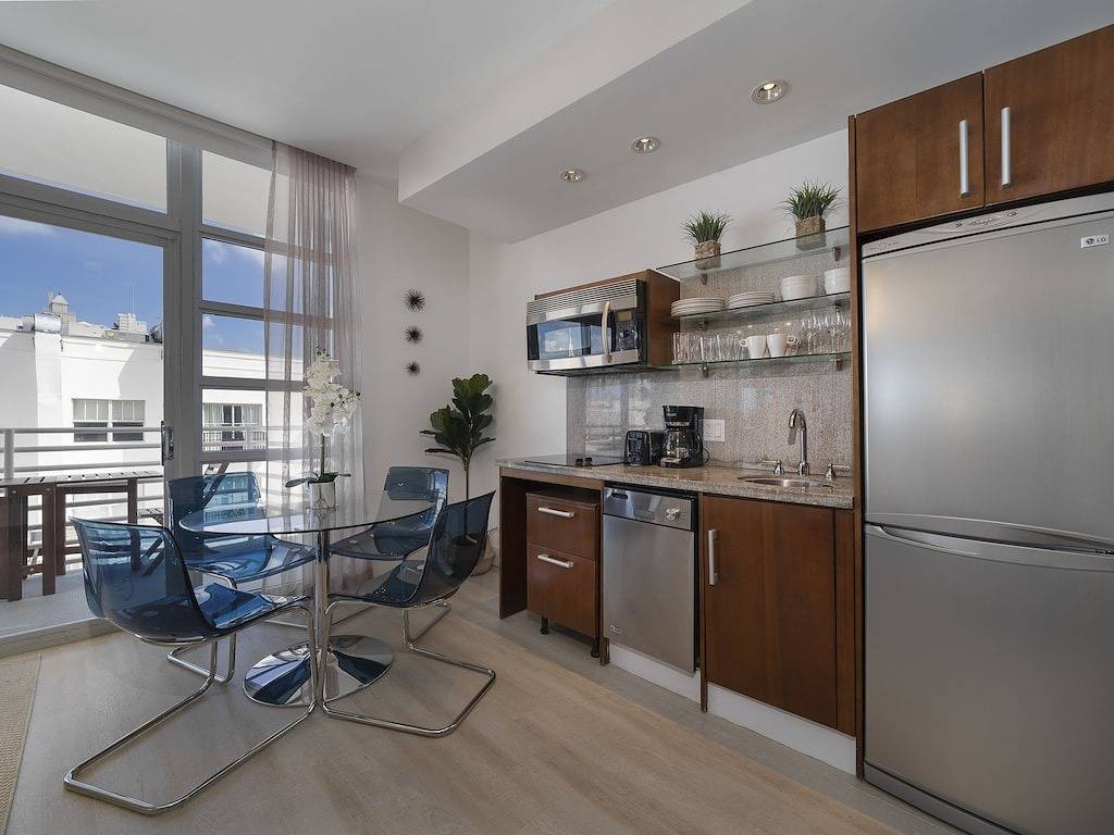 Ganze Wohnung, Heart of South Beach Studio, Roof Top Pool,Balcony in South Beach, Miami Beach