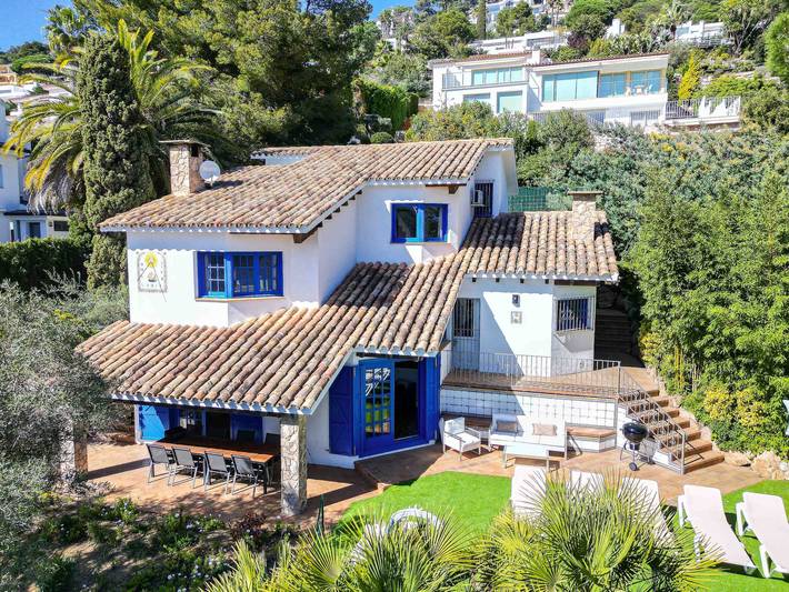 Casa rural para 8 personas, con terraza además de piscina y jardín en Blanes - 2