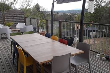 Villa per 10 Persone in Joyeuse, Massiccio Centrale, Foto 4
