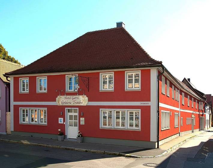 Hotel für 4 Personen, mit Terrasse und Garten in Bad Windsheim