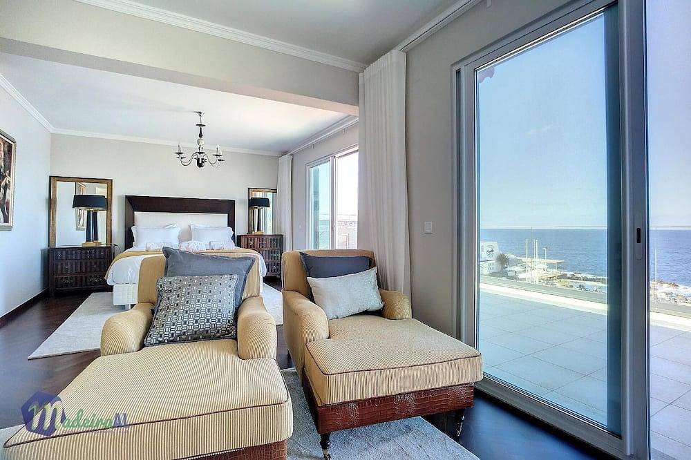 Pearls Beach Villa in Porto Moniz, Madeira