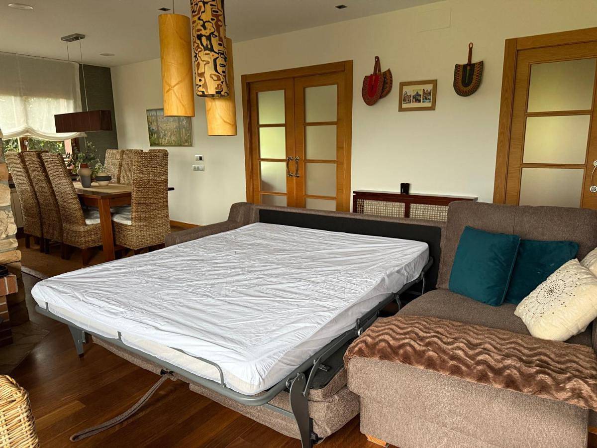 Three-Bedroom House in Gijón, Costa Verde