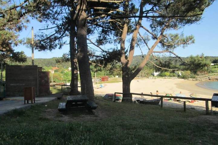 Apartamento entero, Bueu: Apartamento Estudio A 300 Metros De La Playa in Praia de Beluso (Bueu), Bueu