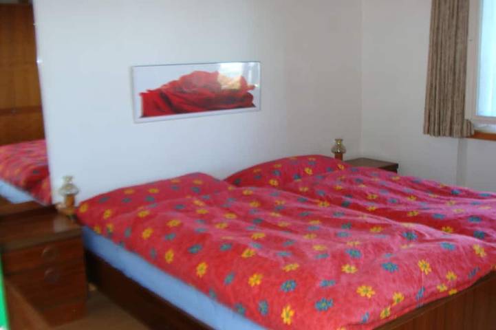 Entire apartment, Sunny 3 Br FeWhng at 1500 meters above sea level directly at the ski resort. in Vilters-Wangs, Canton St. Gallen