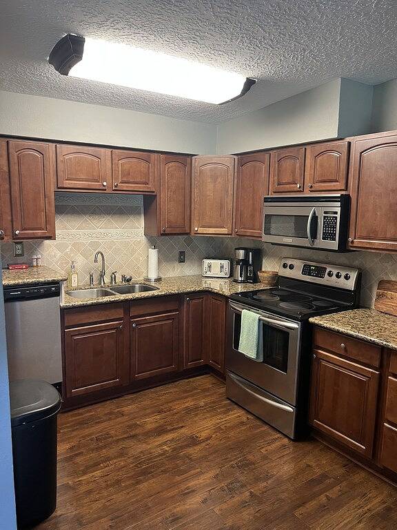 Ganze Wohnung, Unwind at a spacious golf getaway overlooking the 3rd hole of Rayburn Country! in Sam Rayburn Reservoir