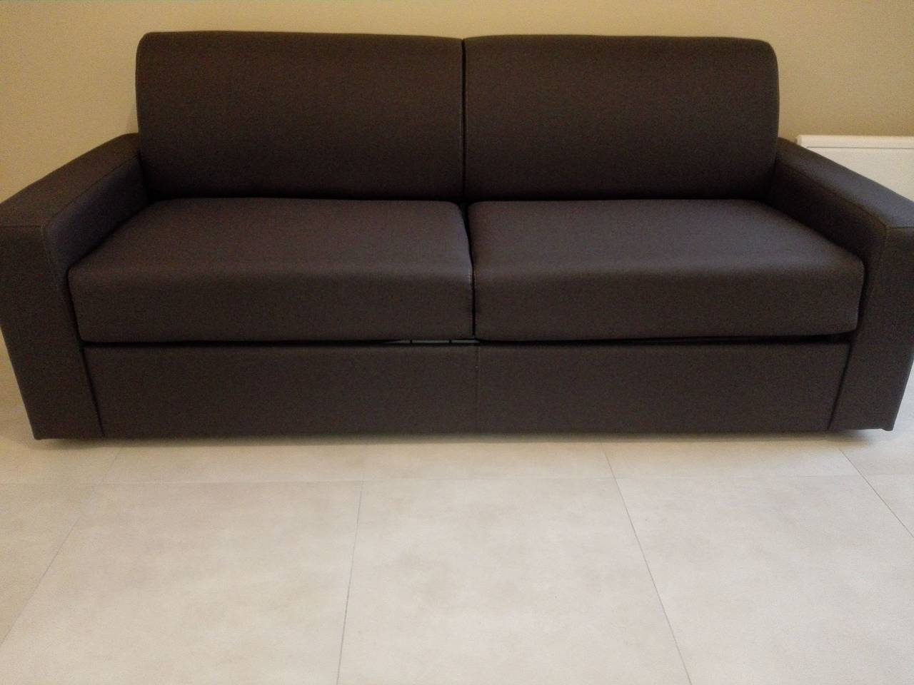 Appartement entier, Privathof Barbecue Stadtzentrum Voltaire in Saint-Quentin, Aisne