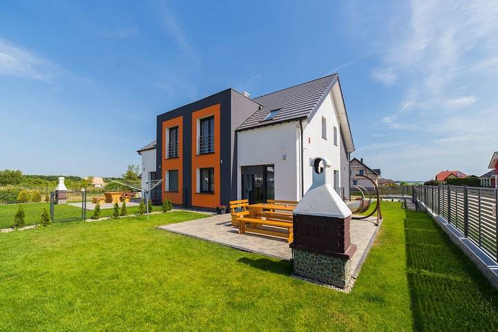 Ferienhaus für 11 Personen, mit Terrasse und Garten - 1