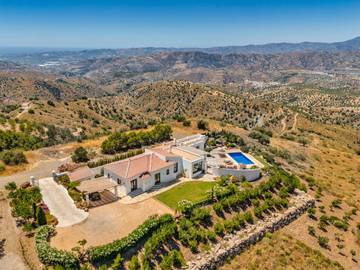 Apartamento para 8 Personas en Canillas de Aceituno, Provincia de Málaga, Foto 1