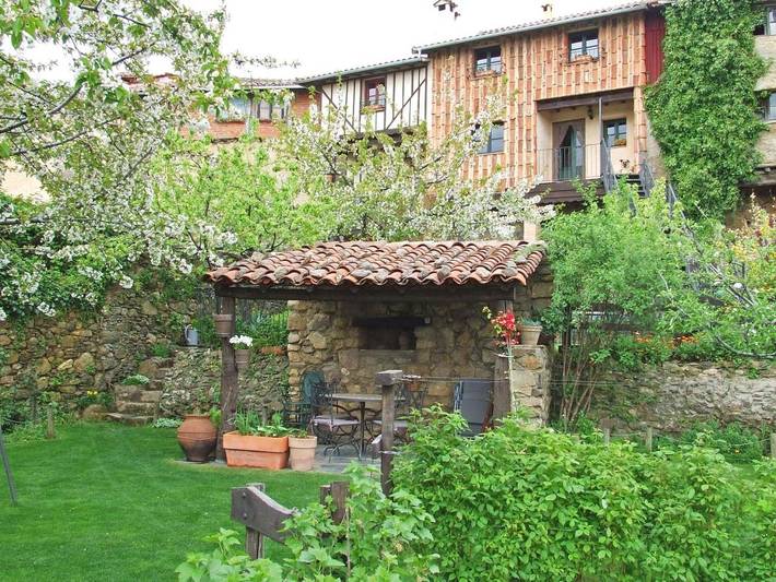 Casa rural para 4 personas, con Balcón y Terraza además de Jardín y Vistas en Villanueva del Conde