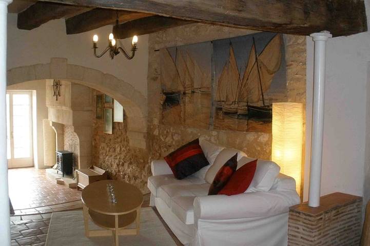 Gîte pour 6 personnes, avec terrasse, animaux acceptés à Sainte-Foy-la-Grande - 2